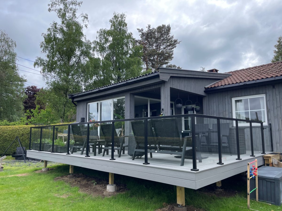 Glasräcken med aluminiumstolpar - Bild 4